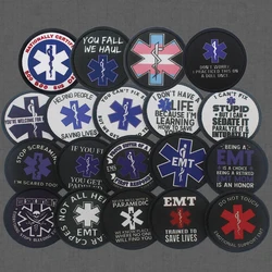 El primer respondedor paramédico EMT MED no puede fijar parche humorístico estúpido, aplique de bucle de gancho de insignia táctica de emergencia médica divertida