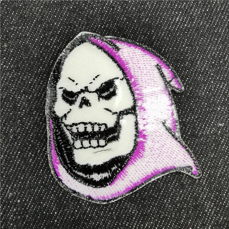 Parches bordados de calavera fantasma Hippie para ropa, Parche de chaqueta Punk DIY, blanco y negro de planchado pegatina, insignias de póker, bruja y serpiente - imagen 3