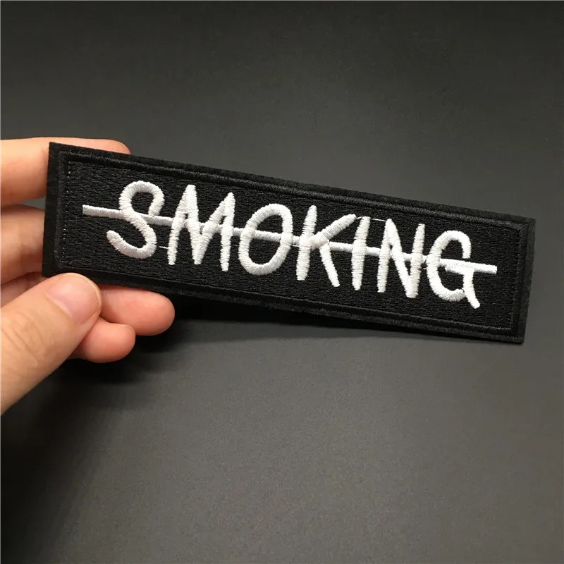 1 ud. No fumar tamaño: 13,1x3,5 cm, parche bordado DIY para mochila, insignia para planchar, ropa, rayas, coser, pegatina, aplique - imagen 2