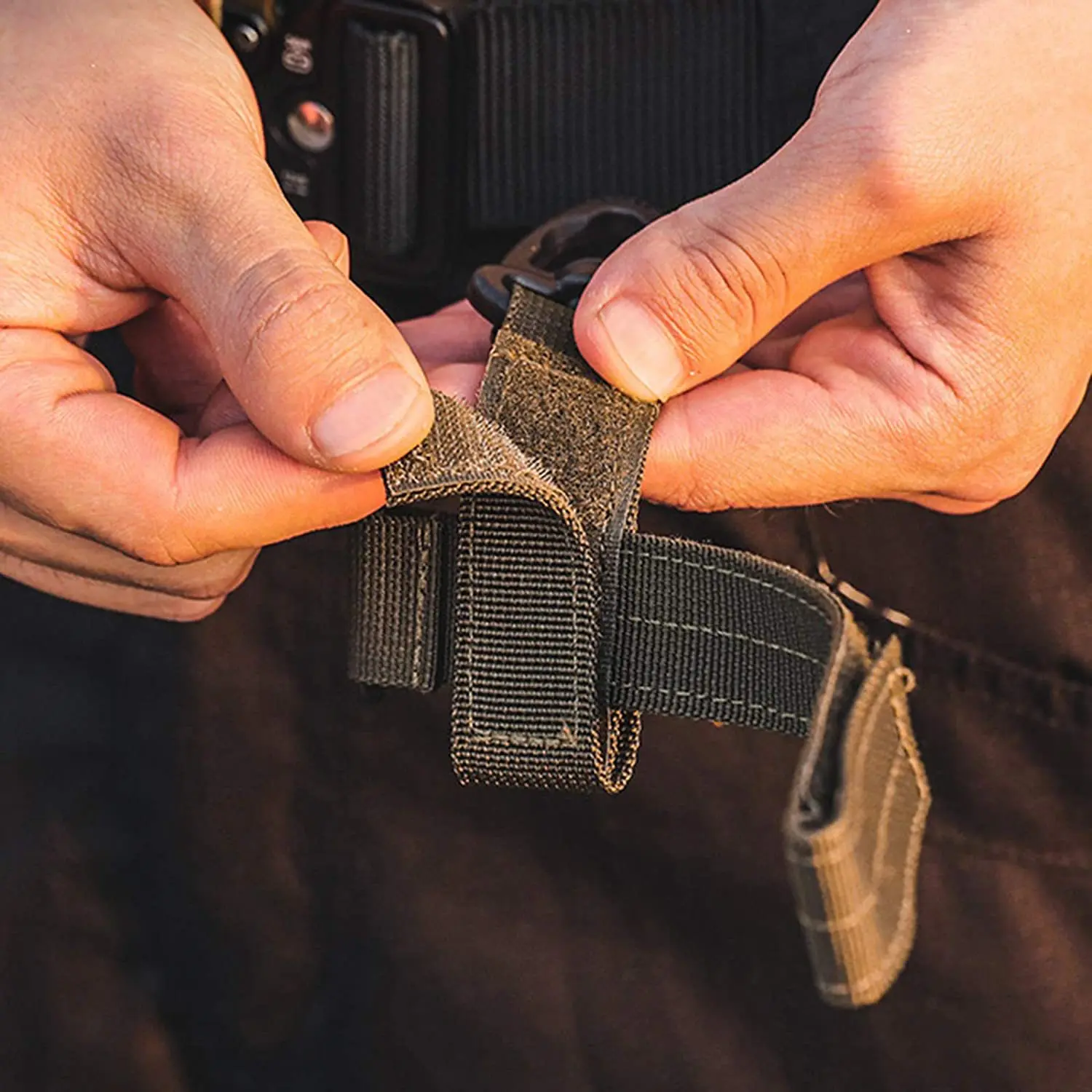 Mege-gancho para guantes de nailon multiusos, Clip de seguridad para el trabajo, guantes tácticos para exteriores, cuerda de escalada, antipérdida, accesorio colgante para acampar - imagen 3