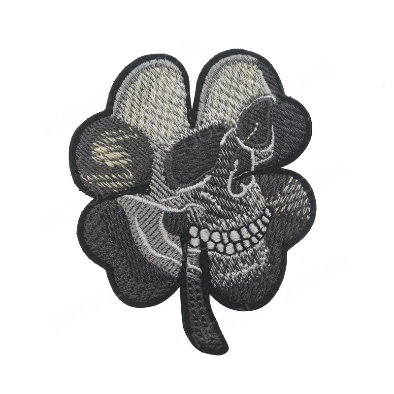 8 Embroidery 8X6.5CM