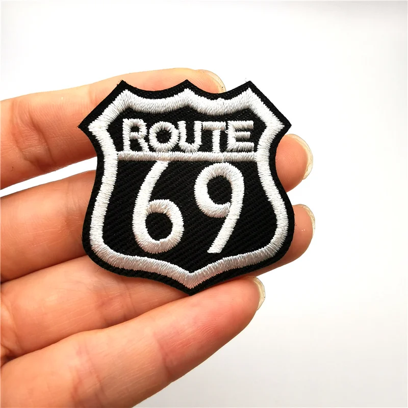 Parches de dibujos animados en la ropa, apliques de flores bordadas en blanco y negro, pegatinas de planchar, transferencia de hierro para ropa - imagen 5