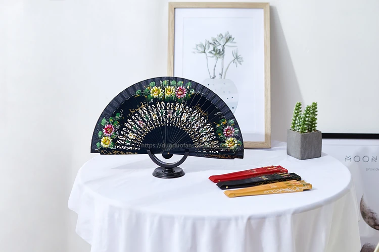 Nuevo cuatro estilos dorados: abanico pintado con borde de tela fácil de llevar, abanico plegable español pintado a mano, abanico de madera, abanico de baile personalizado - imagen 4