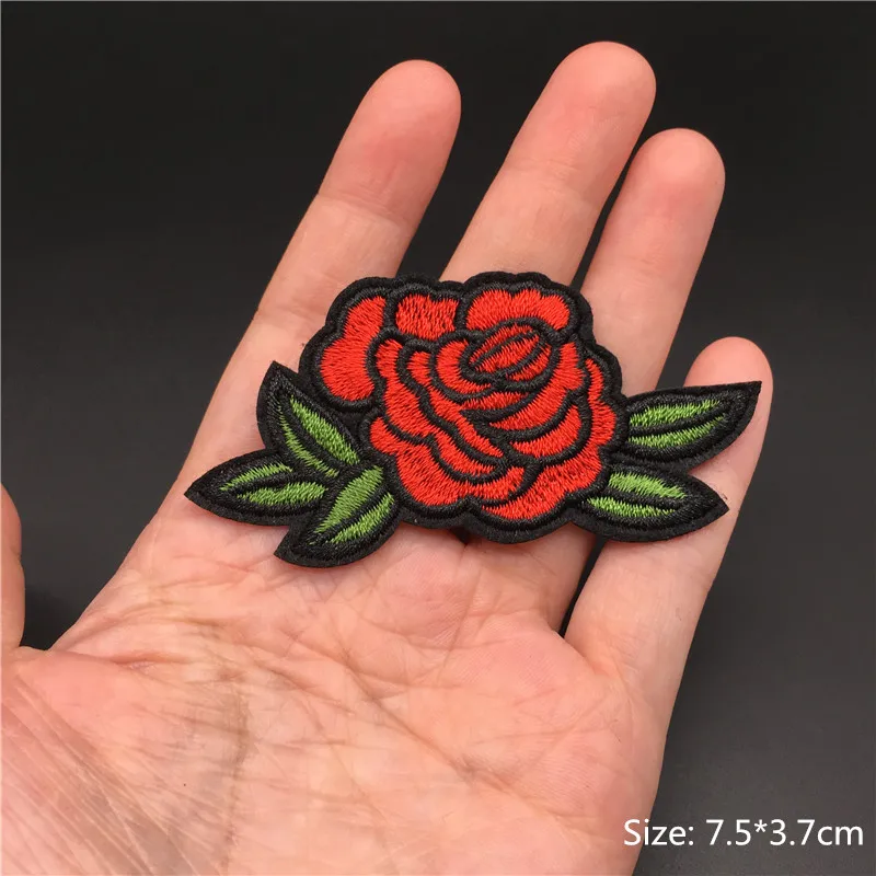 Juego de 5 unids/set de flores rojas, tamaño: 7,5x3,7 cm, bonito parche bordado, raya de costura Diy para apliques de ropa, pegatina para planchar, insignia - imagen 4