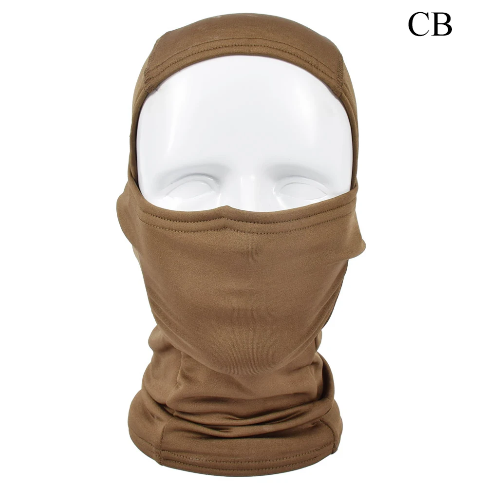 Una cubierta de cabeza marrón con un blanco por dentro