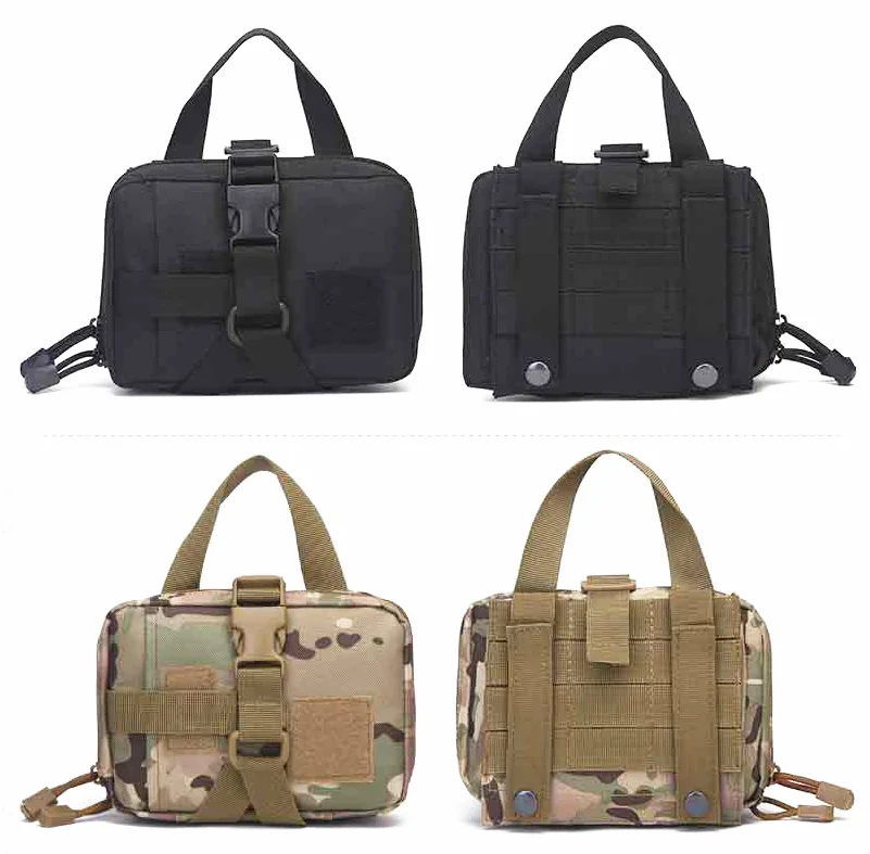 Se muestran dos bolsas de camuflaje negro y dos
