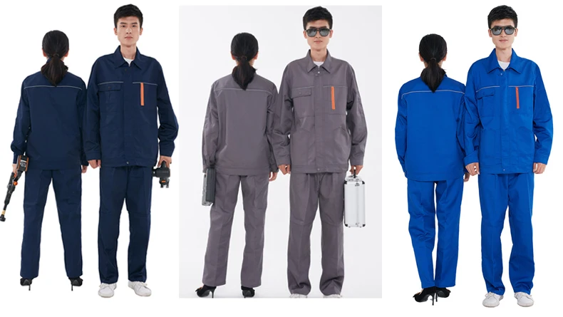 Un hombre y una mujer con uniformes de gris azul