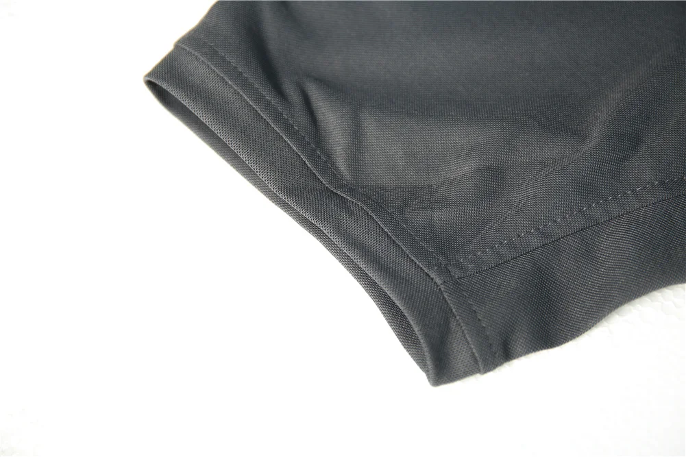 Camiseta Táctica - Detalle de cuello trasero