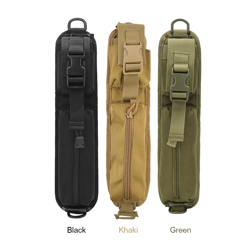 Tres bolsas de colores diferentes están alineados