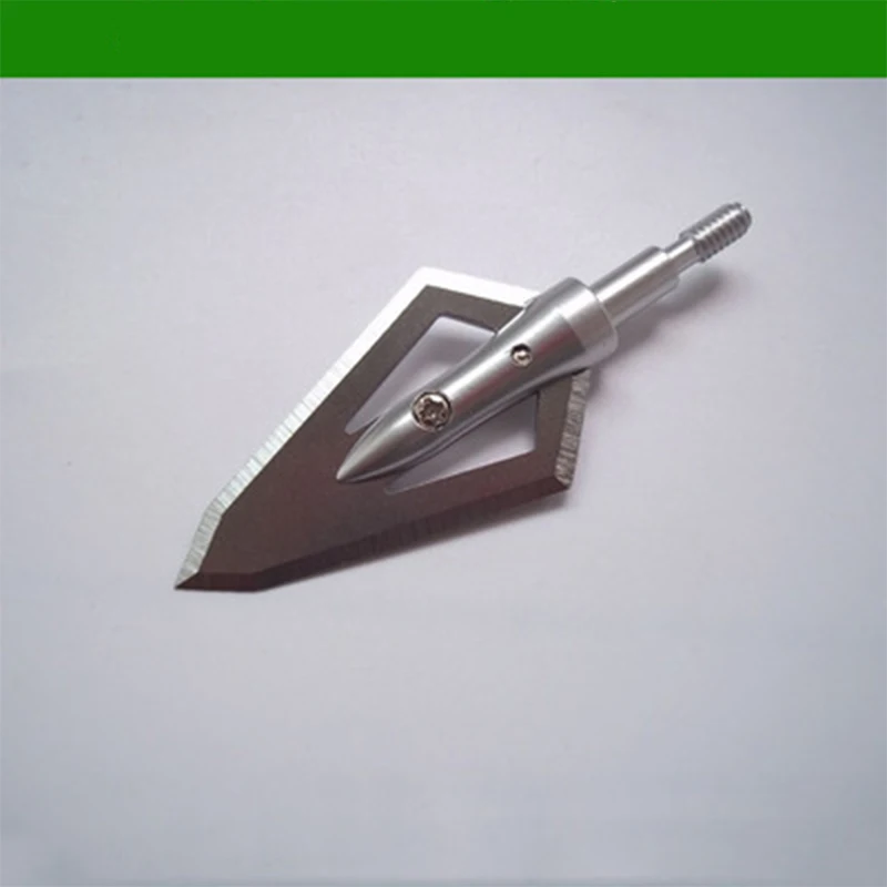 Un cuchillo plateado con un mango negro