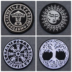 Parche bordado termoadhesivo vikingo con runas – Estilo punk para ropa