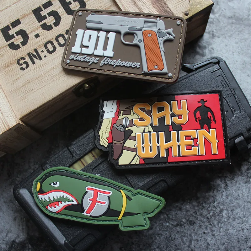 Brazo de sello mágico de pistola M1911, salida de BOM, pulpo, tiburón, gota estéreo de PVC, sello de plástico - imagen 3