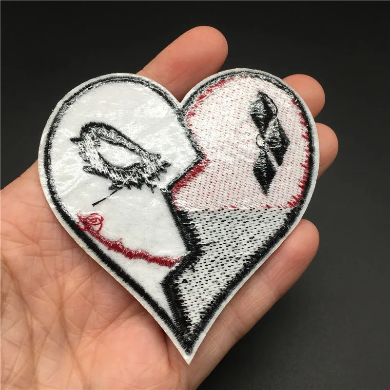 Parche Punk de rotura de corazón para planchar ropa, pegatina para coser, apliques de decoración, insignia DIY, bordado de rayas en la ropa - imagen 2