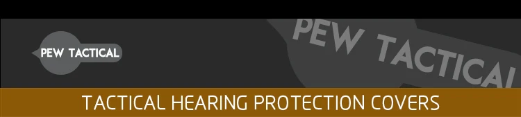 Fundas PEW TACTICAL para auriculares Comtac colocadas sobre la mesa