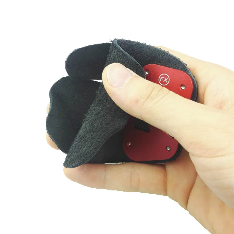 Protector de dedo para tiro con arco, guante de cuero, almohadilla protectora de aleación de aluminio, 1 ud. - imagen 2