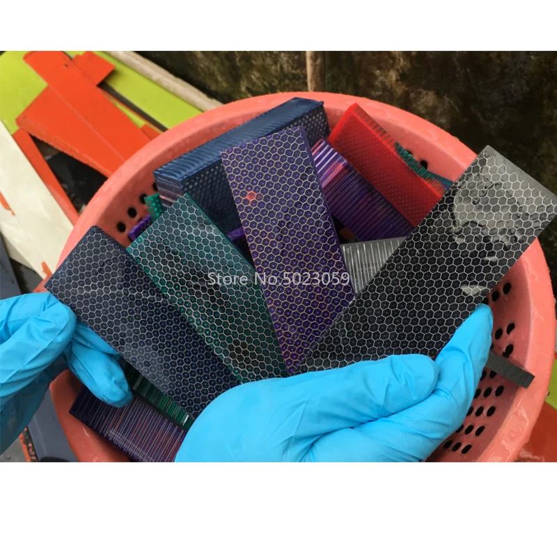 Placa de material para mango de cuchillo C-Tek, material de resina, grano de serpiente, patrón de panal, material para mango de tirachinas, 2 piezas - imagen 3