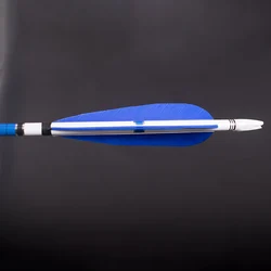 Flechas de caza para arco compuesto con pluma azul de pavo