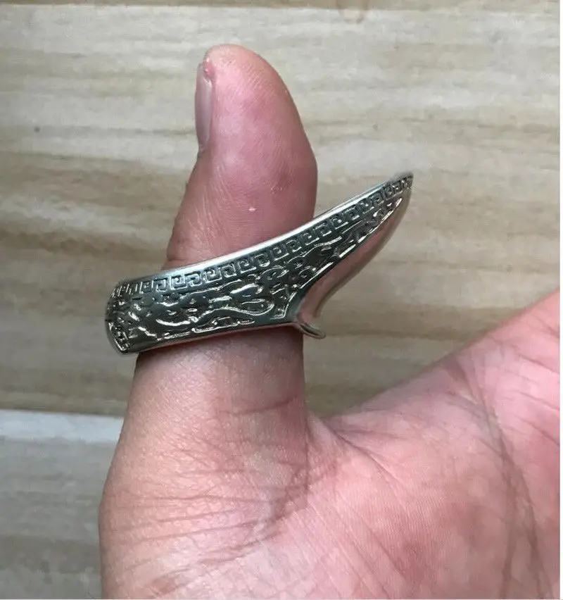 Hombres cuproníquel dedo pulgar anillo hebilla mano decoración para tiro con arco toxofilia - imagen 2