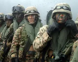 M88 Casco táctico SWAT PASGT con funda de tela negra para Airsoft