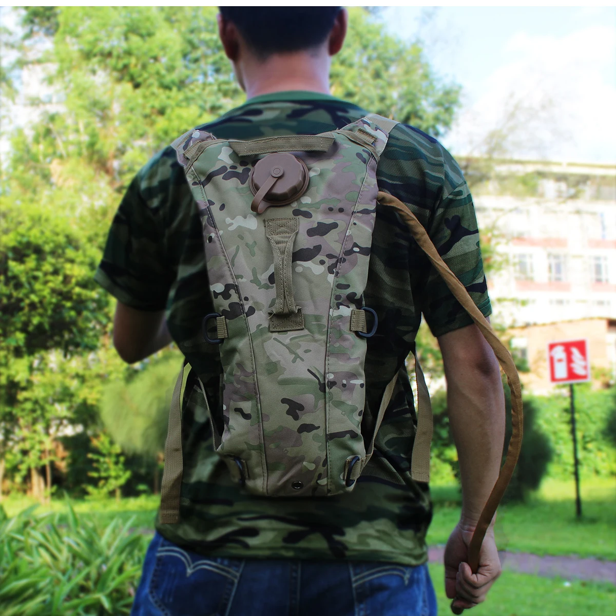 Bolsa de agua táctica de 3L, mochila de gran capacidad para montañismo, desierto y exteriores - imagen 4