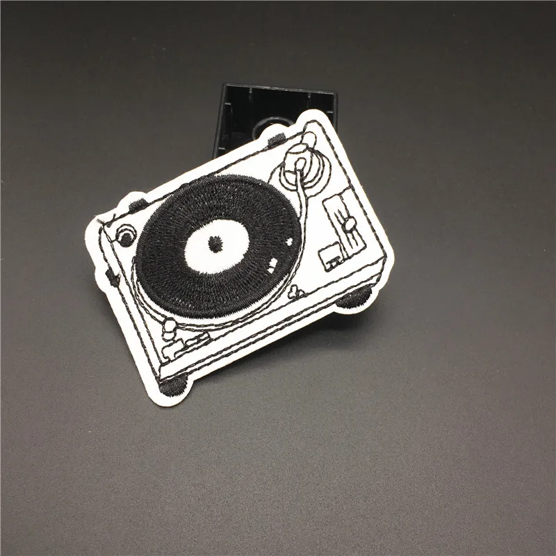 Tamaño de la música: 6,9x4,8 cm, parche bordado para ropa, aplique de insignia linda, pegatina en ropa, ropa DIY - imagen 4