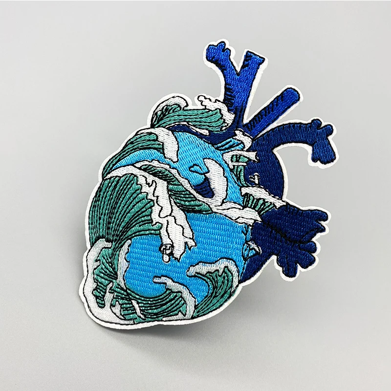 Parche bordado de corazón azul del mar para planchar en la ropa, pegatina de ropa, insignias de dibujos animados, apliques DIY, costura decorativa - imagen 3