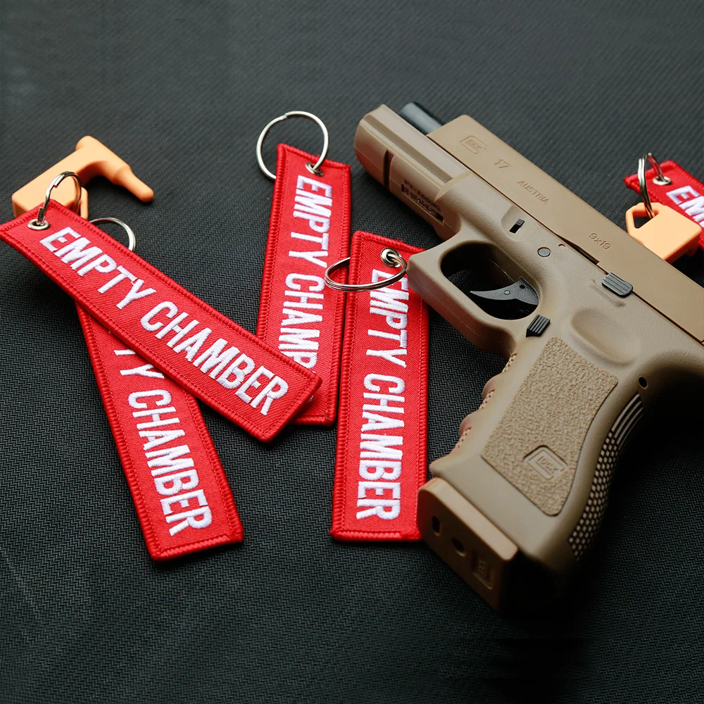 Llaveros de cámara vacía, indicador de etiqueta de seguridad de aviación, letra roja de doble cara, llaveros bordados, banderas, 6 uds. - imagen 5