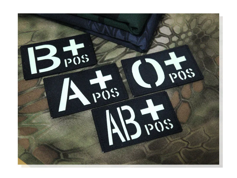 Parche militar de tipo de sangre del ejército SWAT que brilla en la oscuridad, parche A + B + AB + O + A B O AB POS, gancho y bucle, parche de grupo sanguíneo luminoso - imagen 2