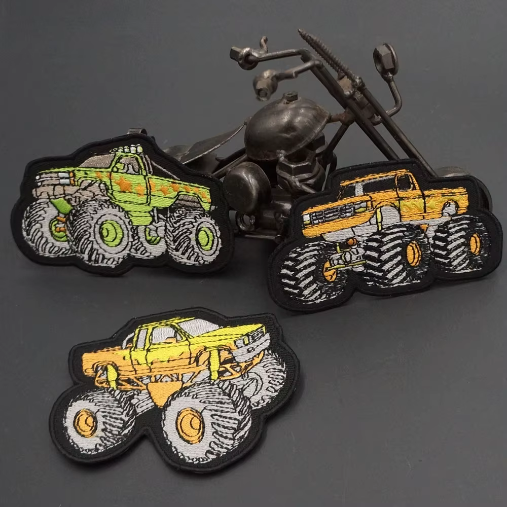 Camión todoterreno de dibujos animados, parches bordados con respaldo para planchar, accesorios de insignia, apliques para ropa, pantalones vaqueros, mochilas - imagen 3
