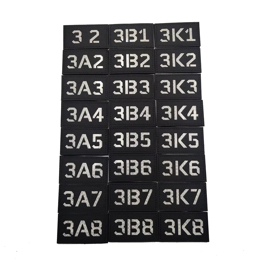 Parche reflectante para identificación de casco táctico y brazalete - imagen 3