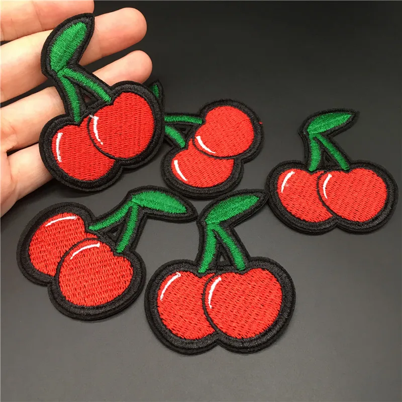 Parche bordado de cerezas, insignia para planchar, rayas de costura Diy, apliques de ropa, pegatinas, 4,8x5,2 cm, 5 unidades por juego - imagen 2