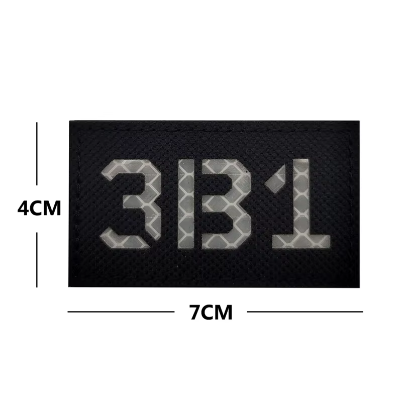 Parche reflectante para identificación de casco táctico y brazalete - imagen 4