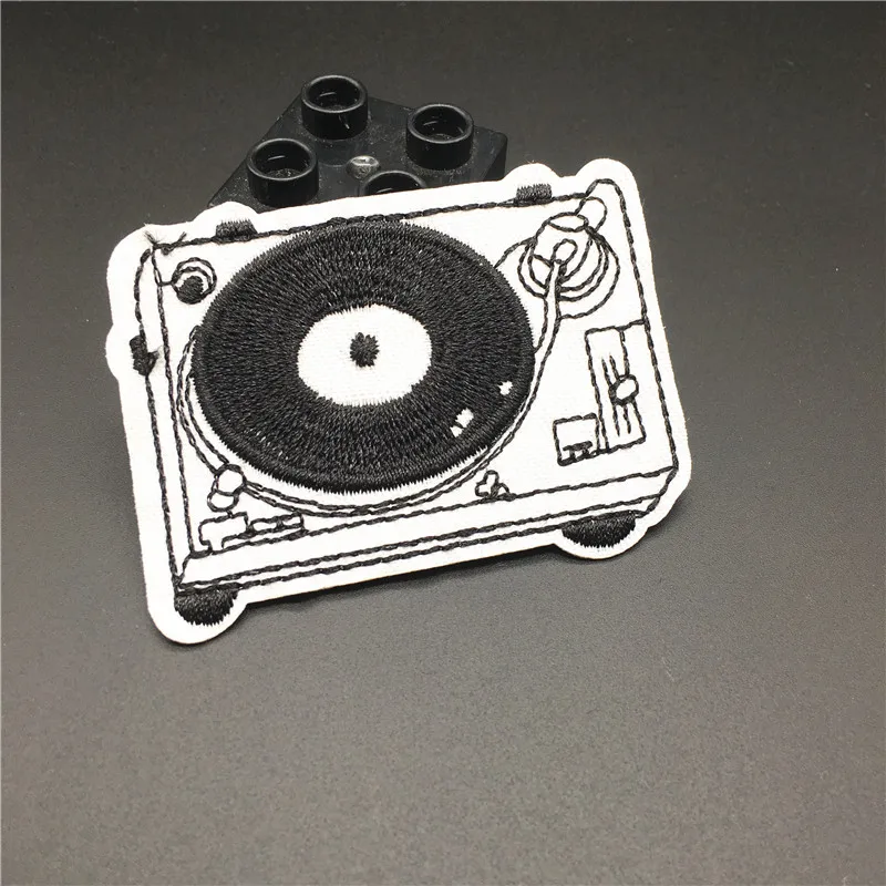 Tamaño de la música: 6,9x4,8 cm, parche bordado para ropa, aplique de insignia linda, pegatina en ropa, ropa DIY - imagen 2