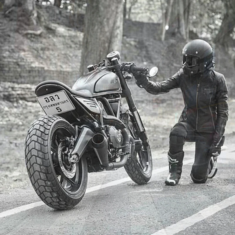 8757449126_687466347