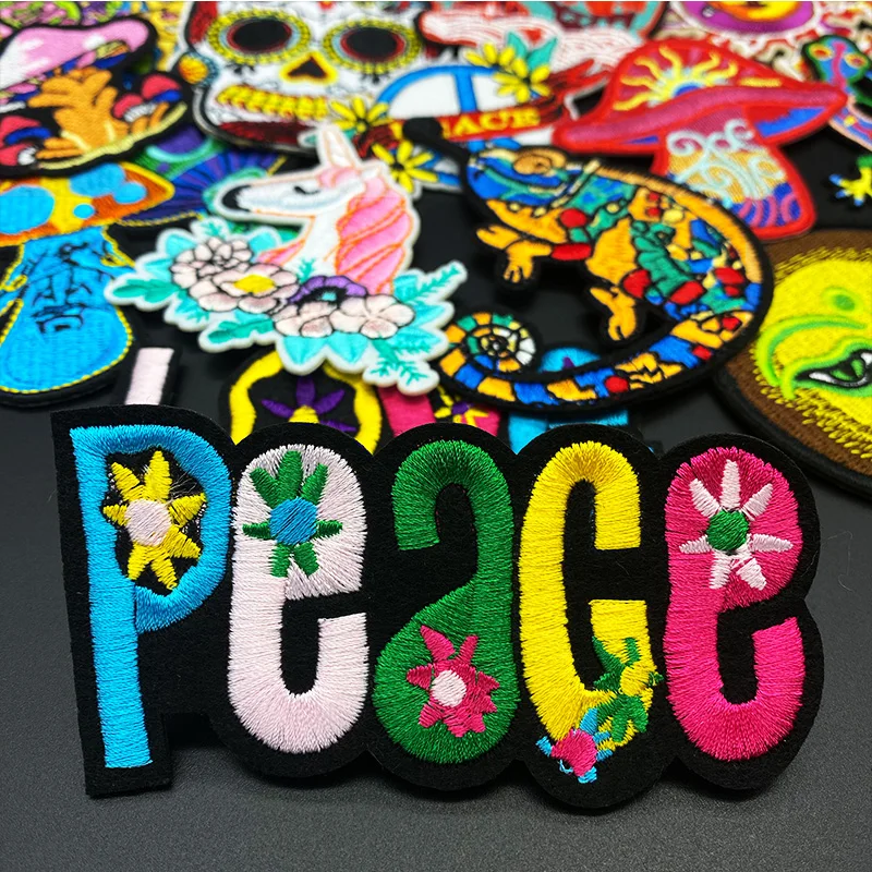Parches de calavera para ropa, insignias de parche de corazón de amor Punk, pegatinas de hierro, parche de tela bordado, chaqueta decorativa DIY, 20 Uds./lote - imagen 5