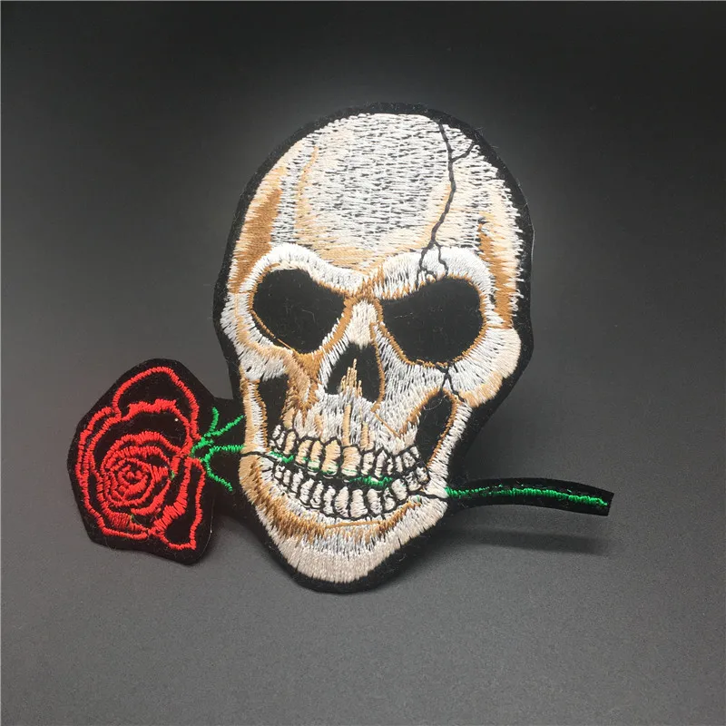 Parche bordado de calavera para planchar, adhesivo para ropa, apliques, chaqueta, abrigo, Punk, accesorio de costura DIY, tamaño: 10,2x9,1 cm - imagen 3