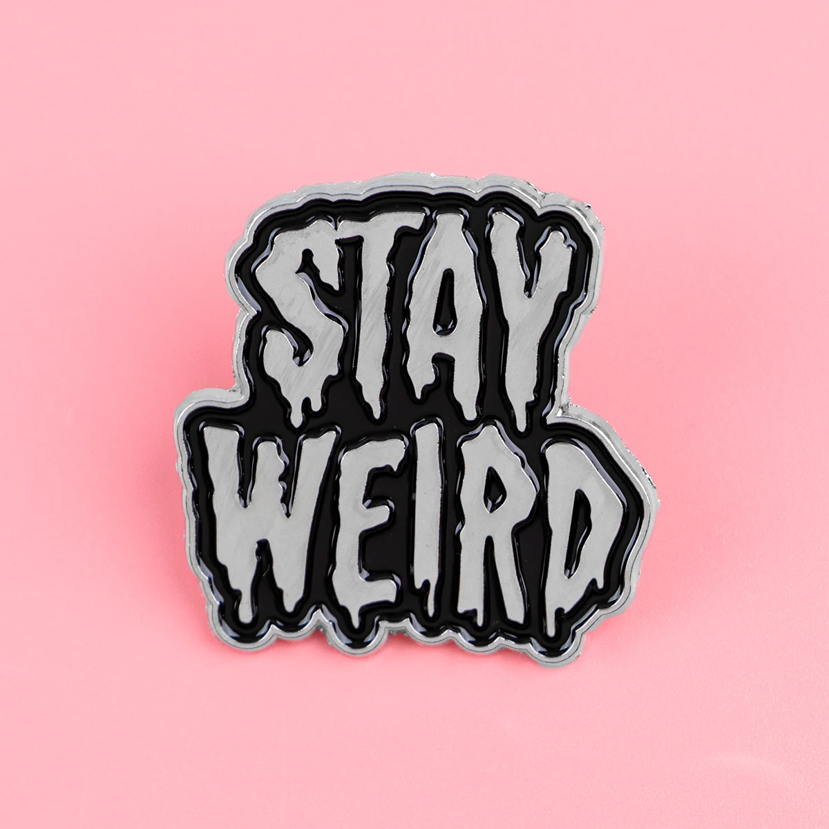 Alfileres esmaltados STAY WEID, broche con citas de Halloween, Pin de solapa de Metal, insignia, accesorios para mochila, joyería, regalos para amigos - imagen 2