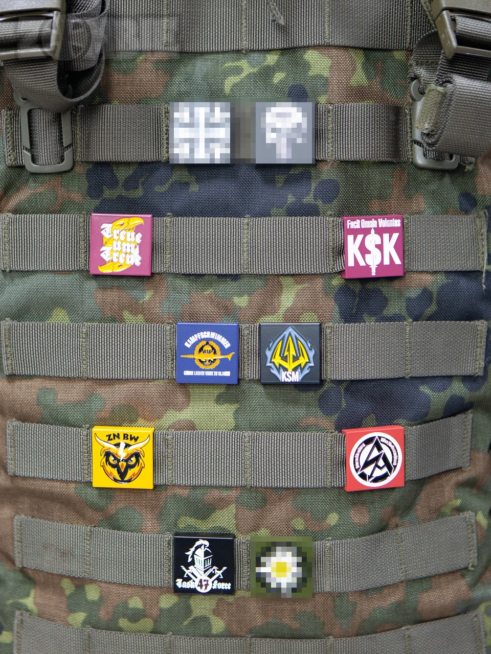 Clip de Metal para mochila, accesorios tácticos, cinta Molle, correa de reloj decorativa, hebilla colgante, insignia conmemorativa - imagen 5