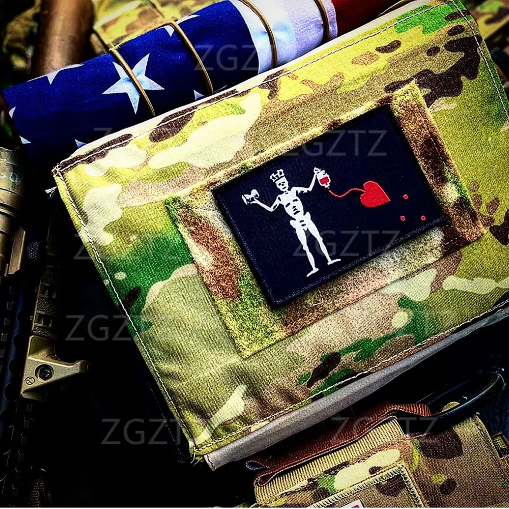 Brazalete de barba negra de Pirate Edward, parches bordados, accesorio táctico, insignia de moral, parches de gancho y bucle, mochila, sombrero, pegatina de tela - imagen 2