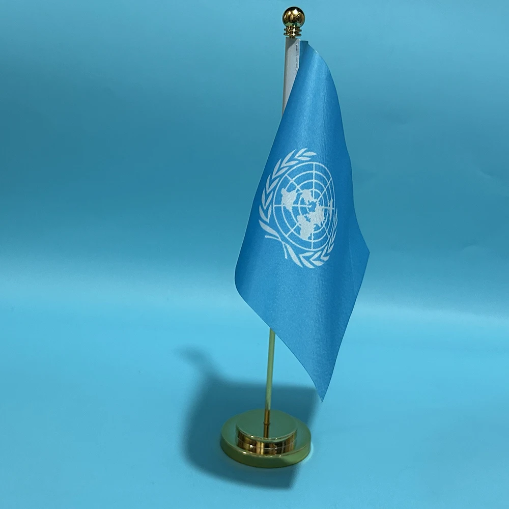 BANDERA DE SKY Bandera de escritorio de oficina Bandera de las Naciones Unidas 14x21cm poliéster UN Bandera de las Naciones Unidas Adornos de escritorio Banderas - imagen 3