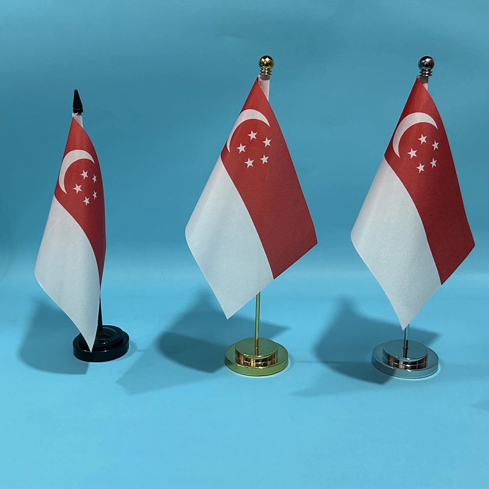 Bandera Singapur poliéster para mesa, soporte de escritorio