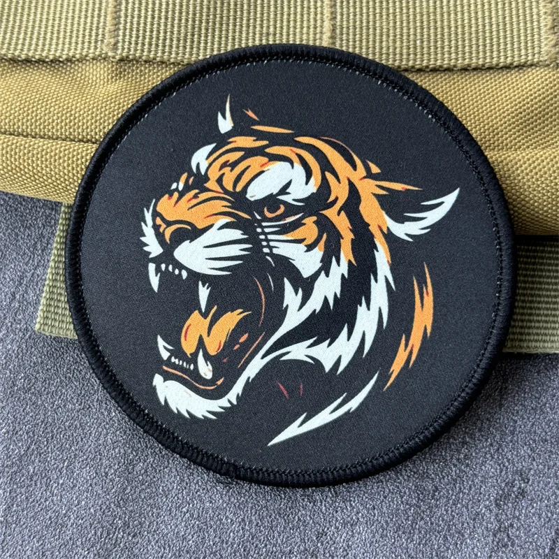 Parche para brazalete con estampado de tigre para ropa, insignia de moral táctica, parche militar con gancho, pegatina para mochila - imagen 5