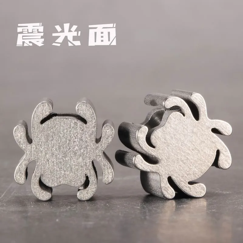 Colgante de llavero en forma de araña de titanio, colgante de collar, decoración colgante con cremallera - imagen 2