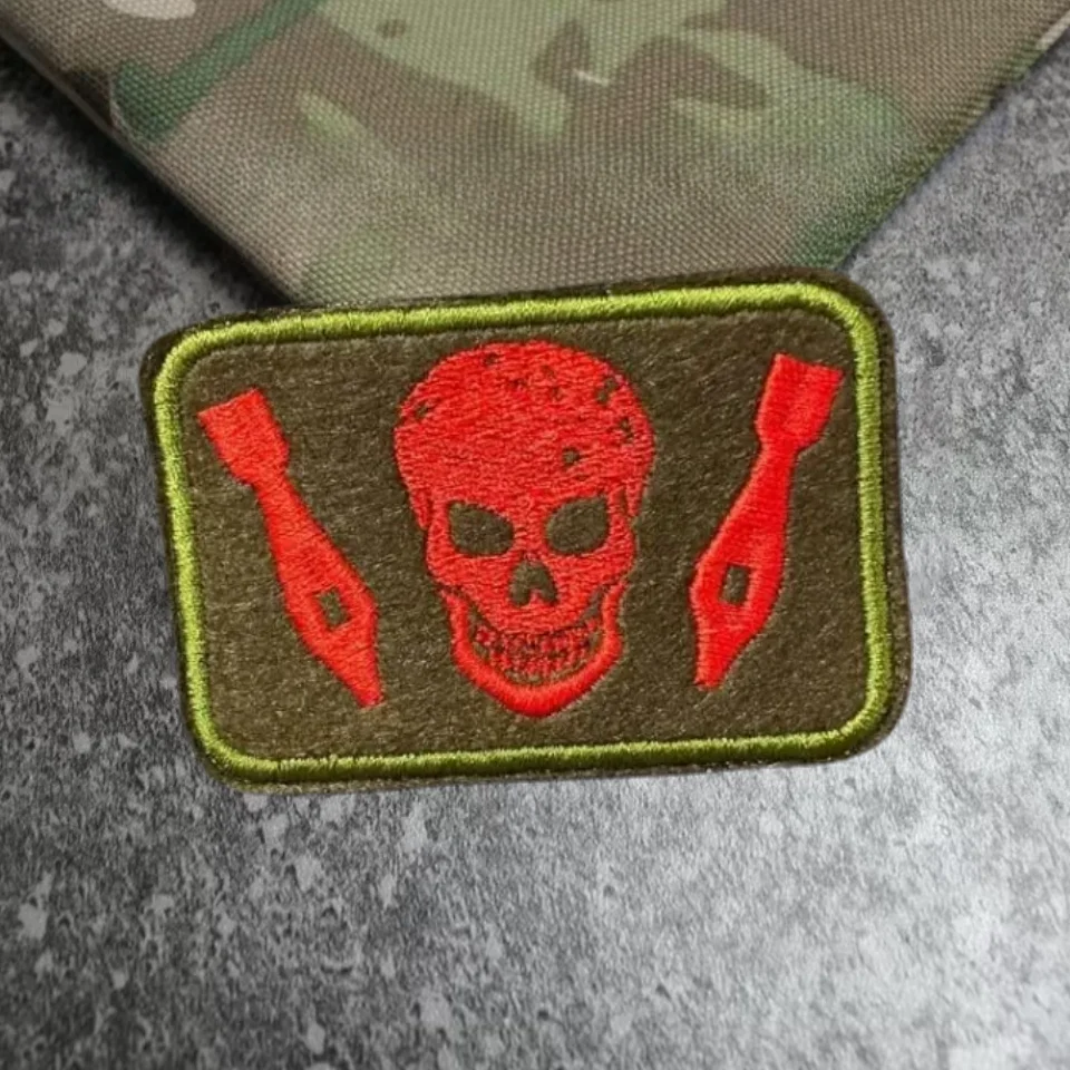 Parche bordado de moral táctica de calavera, parche de gancho y bucle, insignia del ejército militar, brazalete, pegatinas para mochila - imagen 5