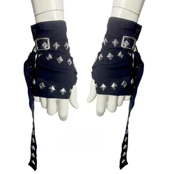 Guantes tácticos negros con remaches y cadena unisex, para antebrazos