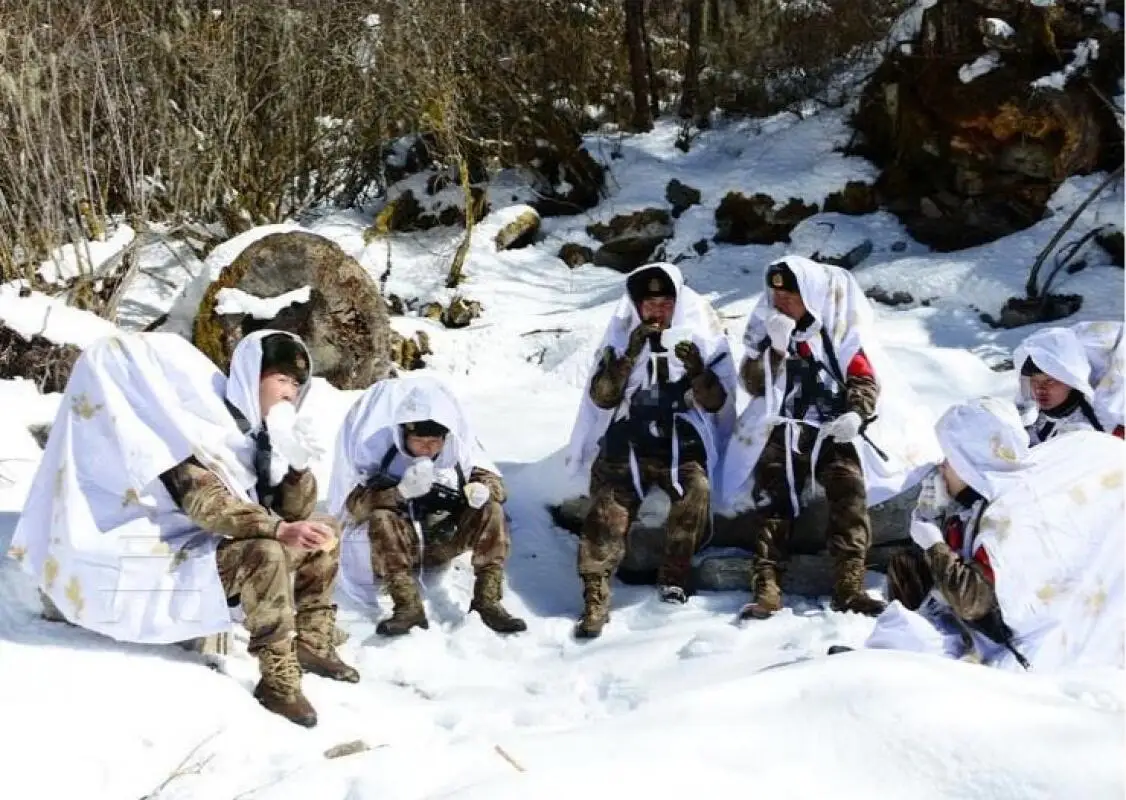 Capa de camuflaje de nieve de invierno, traje de esquí para pájaros al aire libre, capa de camuflaje a prueba de viento - imagen 3