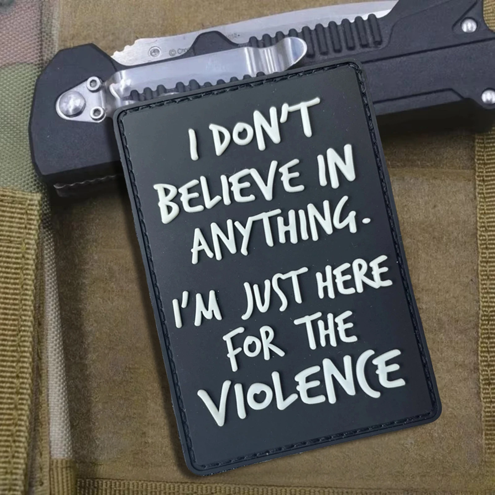 Parche de PVC I Don't Believe Anything, parche luminoso divertido con gancho y bucle, insignia de moral táctica, brazalete del ejército militar, pegatinas para mochila - imagen 4