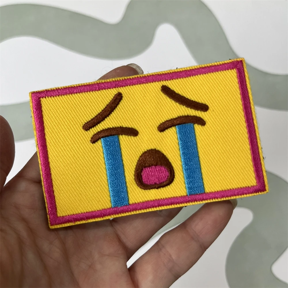 Insignia de moral de cara Llorona, parches bordados, mochila táctica militar, brazalete de gancho y bucle - imagen 2