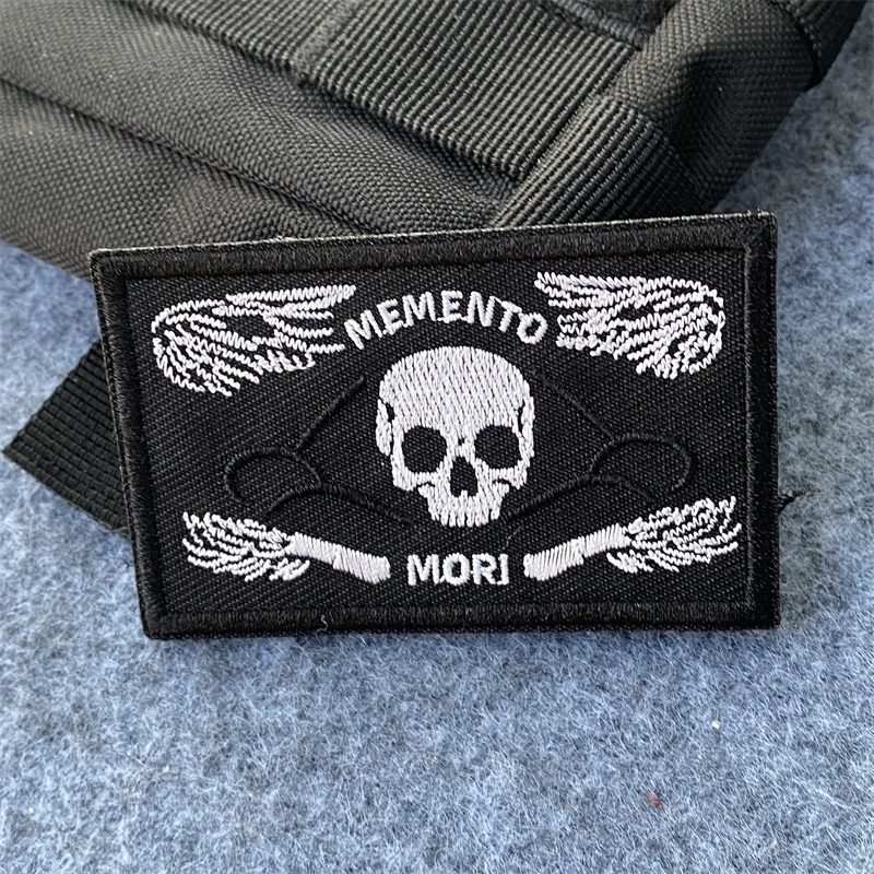 Parche bordado Memenot, insignia de moral táctica militar con calavera, brazalete con gancho y bucle, mochila, pegatina decorativa para ropa - imagen 5