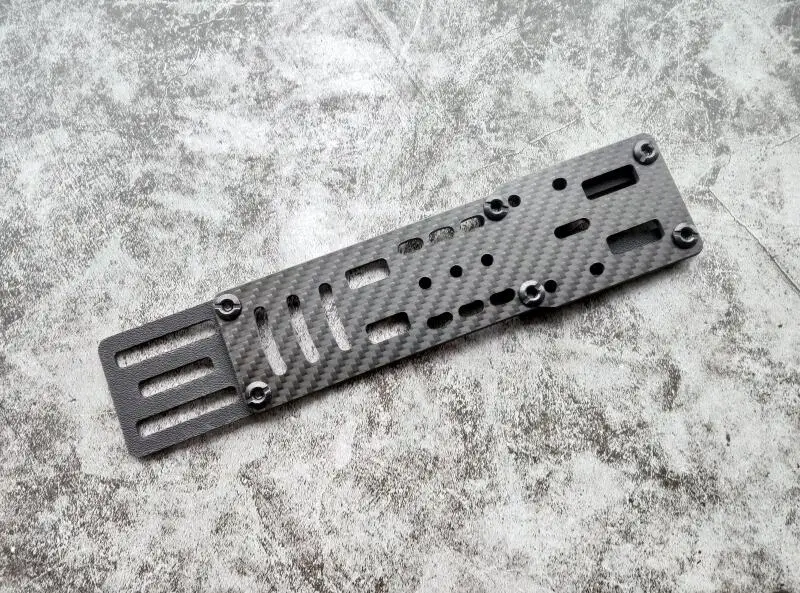 Adaptador táctico modular fibra de carbono para liberación rápida - imagen 4